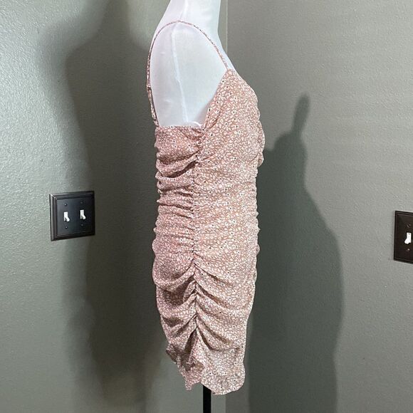 NWT Lulus Walk the Walk Mauve Floral Print Ruched Bodycon Mini Dress - Picture 6 of 15